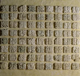 Tafel mit Glyphen, aus Tempel XVIII, Palenque, Chiapas, Mexiko, Spätklassische Periode